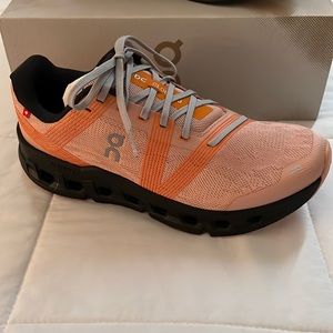 On Running- Cloudgo New w/Box